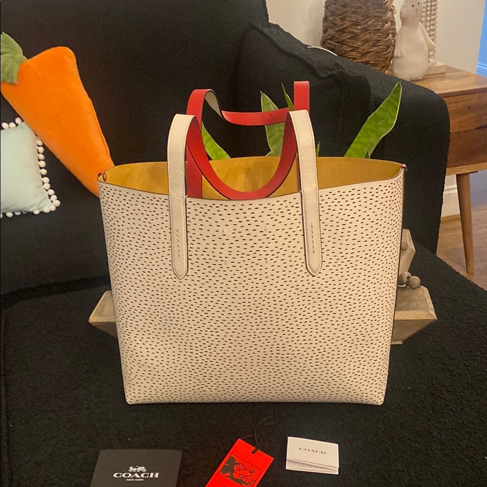 Coach Mickey Mouse White and Black Tote Bag , Keith Haring Edition - Picture 2 of 9